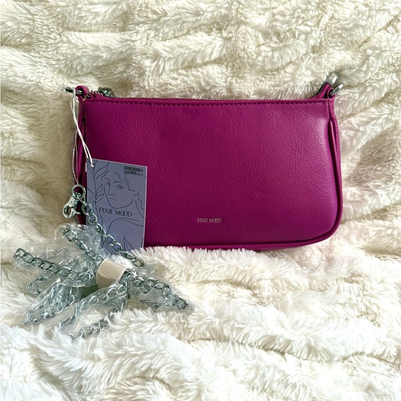 NWT Pixie Mood Francine Chain Crossbody Bag in Magenta - Picture 1 of 11